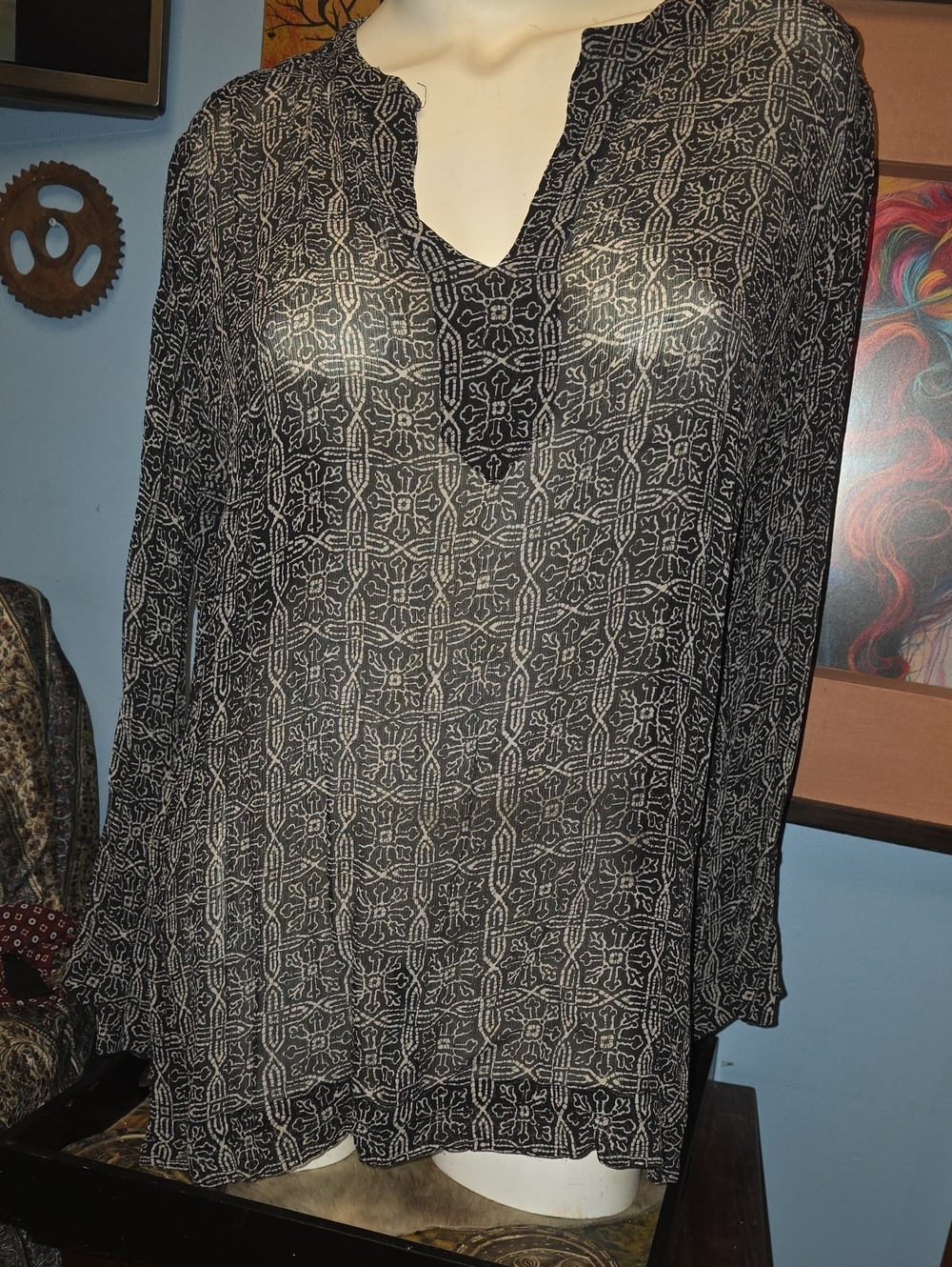 Jones New York Black & White Printed V-Neck Silk Tunic